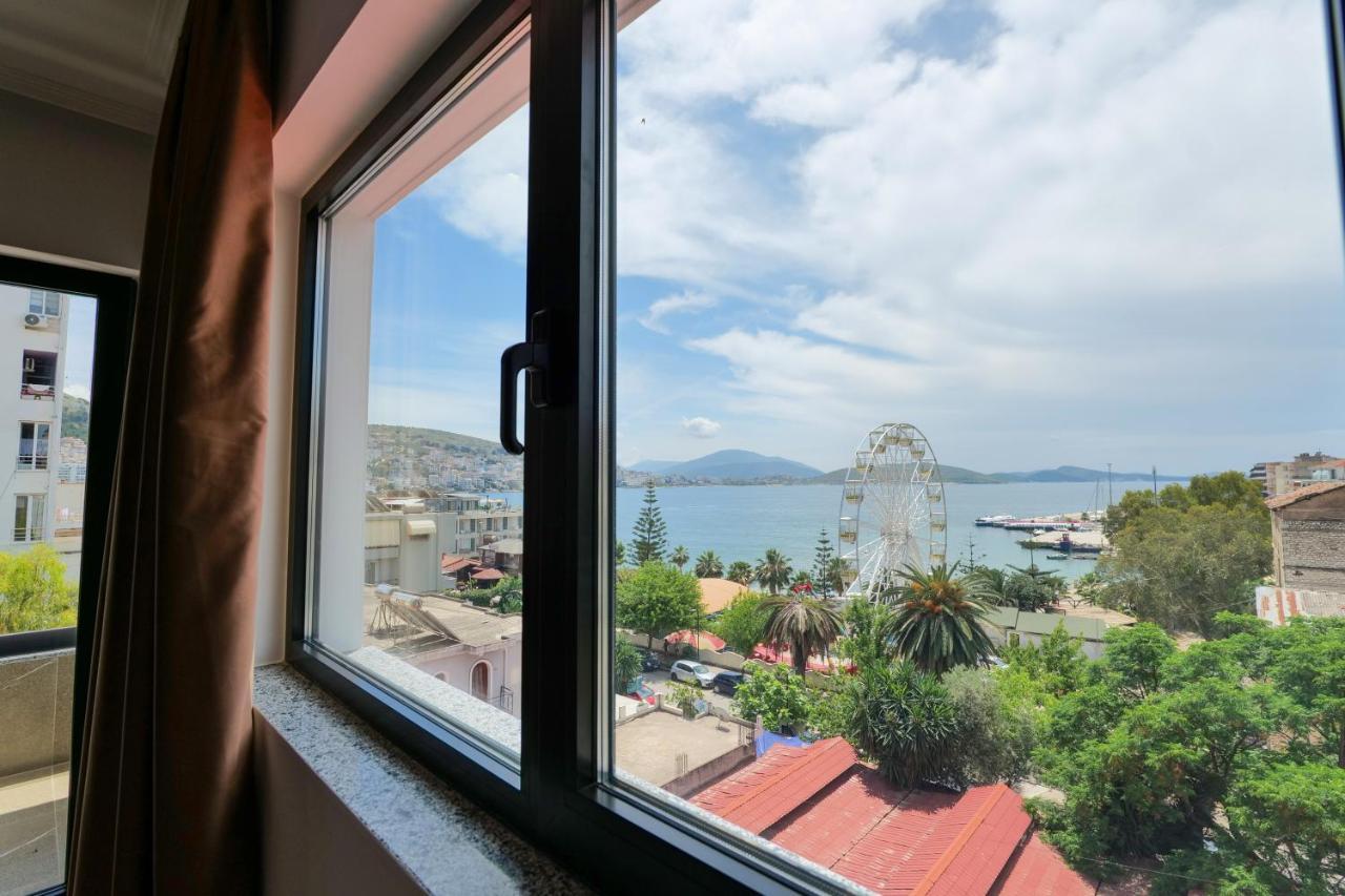 Adora'S View Hotel Sarandë Buitenkant foto